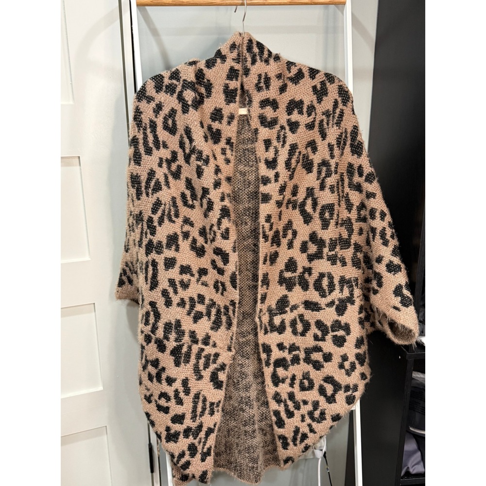 She + Sky Leopard Print Cocoon Cardigan Fuzzy Knit Tan Black OS Mob Wife Boho